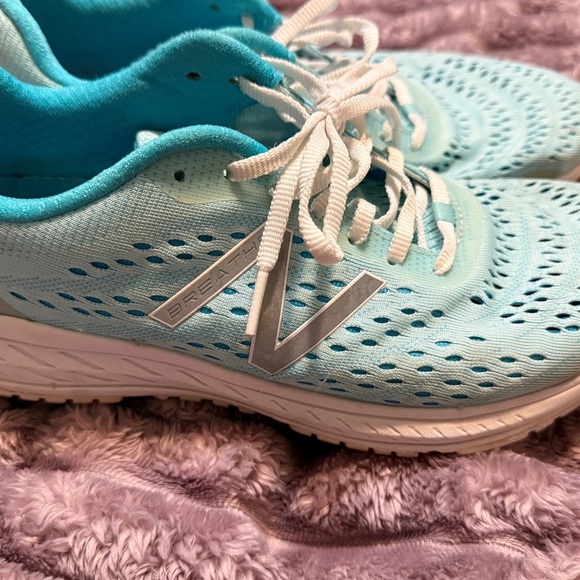New Balance Vazee Breathe Womens Size 10 B Running Shoes‎ - Picture 3 of 7